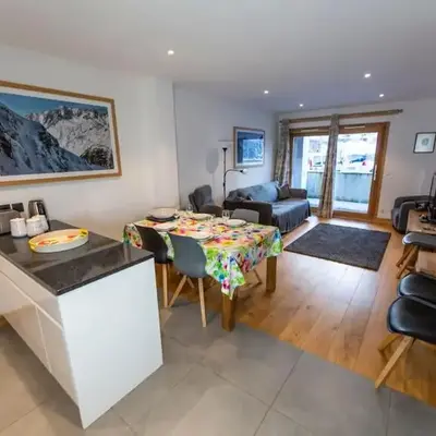Grand Paradis B01 - Modern with great location