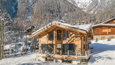 a bathroom with a shower and a sink at Chalet BelleVue in Chamonix-Mont-Blanc