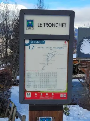 a sign that says le travertine istg at Bethel-Mont-Blanc in Saint-Gervais-les-Bains