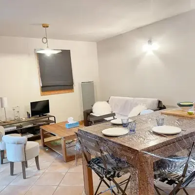 Appartement T3 avec balcon et grande terrasse