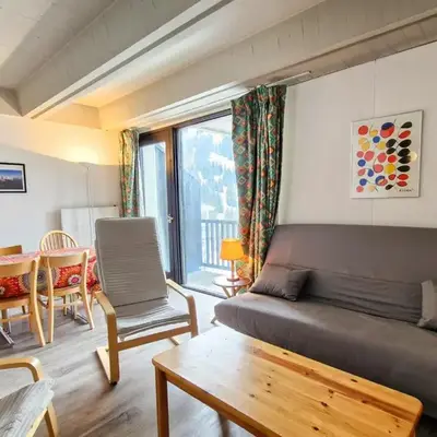 Appartement spacieux balcon sud - 6 pers. - FR-1-425-219