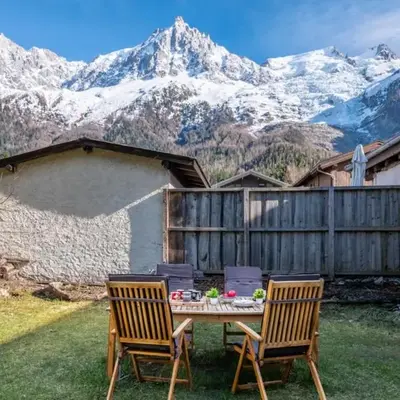 Pretty loft with view of Mont Blanc & glacier