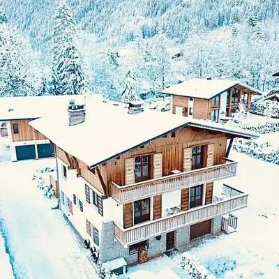 Sauna Bain Nordique Cinéma Vue Montange
