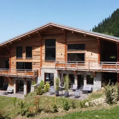 Chalet mitoyen - Jacuzzi - Cousinade I