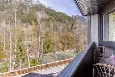 a balcony with a view of the mountains at Sun Valley 1 - calme - Acces bus - Proche lac in Chamonix-Mont-Blanc
