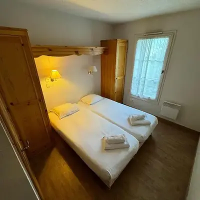 Grand Panorama 216 - 2 bed Apt