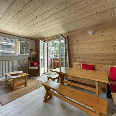 ARA15 Appartement 6 Pers centre station Carroz