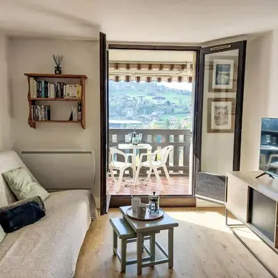 Studio La Comtesse-11 by Interhome