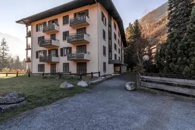 a building with balconies on the side of it at Cristal des Glaces - Balcon avec vue imprenable in Chamonix-Mont-Blanc