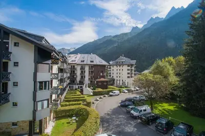 an aerial view of a town with cars parked on a street at Au Coin du Mont Blanc in Chamonix-Mont-Blanc