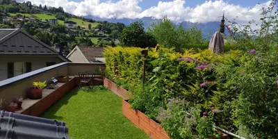 a garden on the roof of a house at La Cabane Charmant T2 avec jardin centre village in Saint-Gervais-les-Bains