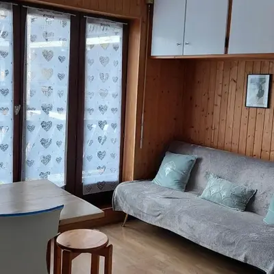 Appartement cosy avec balcon et parking à Chamonix