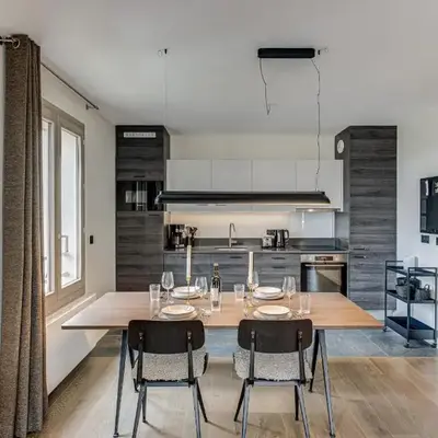 White Pearl Mountains Modern 2-bedroom apartment with great location