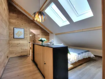 a bathroom with a tub and a sink at 3 pièces avec balcon, proche centre et télécabine, animaux admis - FR-1-663-50 in Saint-Gervais-les-Bains