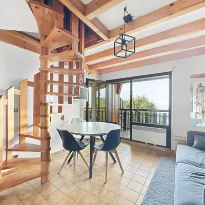 BA229 - 2 pieces mezzanine 6 pers pied de pistes