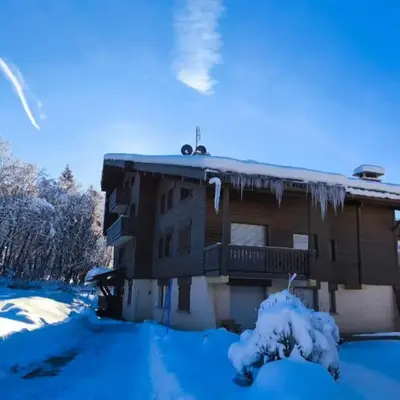 Cozy apartment with pool and golf nearby