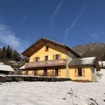 Grand chalet à Samoëns pour 11 personnes avec Wifi - FR-1-846-7