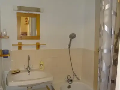 a bathroom with a sink and a shower at Studio confortable pour 4 personnes à Samoëns - FR-1-846-17 in Samoëns
