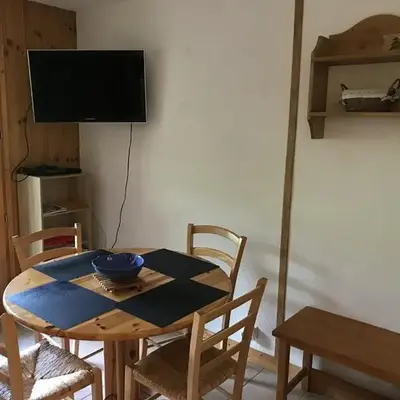 Charmant appartement avec WiFi à Samoëns - FR-1-846-20