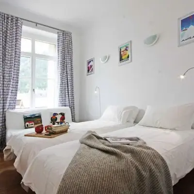 Apartment Wohnung Alpines Museum by Interhome