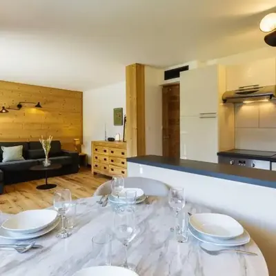 Closy Modern 4pax Pied Piste Centre Balcon Parking