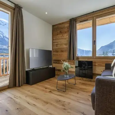 Jacaranda2 Sublime 6pax Vue MtBlanc Central Parking