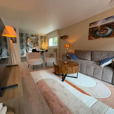 Modern Alpine Gem Flat with mountain views