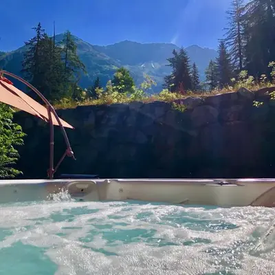 Chalet Hideaway 2