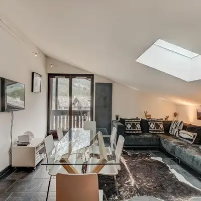 APARTMENT LES DRUS - Alpes Travel - Chamonix - Sleeps 6