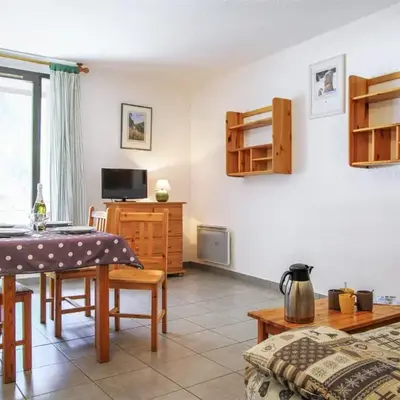 Apartment Gentiane-3 by Interhome
