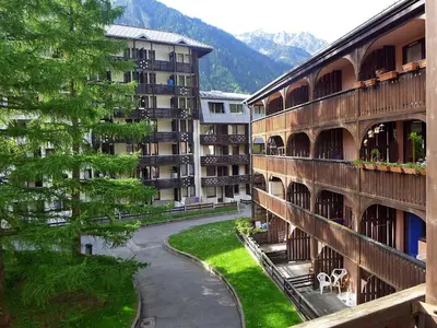 arial view of an apartment building and a courtyard at Apartment Jonquilles-10 by Interhome in Chamonix-Mont-Blanc