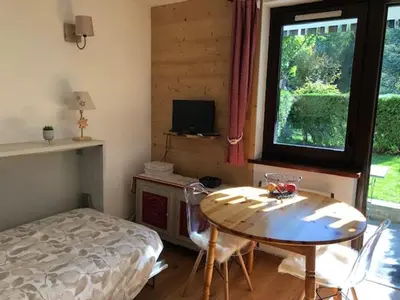 Gallery image of Studio au calme avec jardin et vue Mont-Blanc in Chamonix-Mont-Blanc