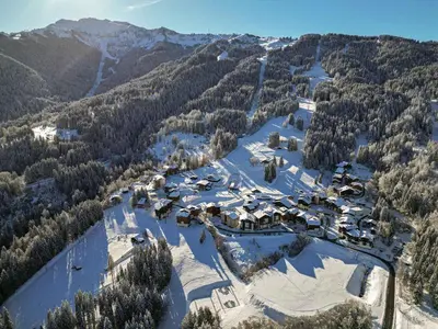 an aerial view of a ski resort in the snow at Grand studio avec coin montagne WiFi pour 4 pers. à Morillon 1100 - FR-1-815-75 in Morillon