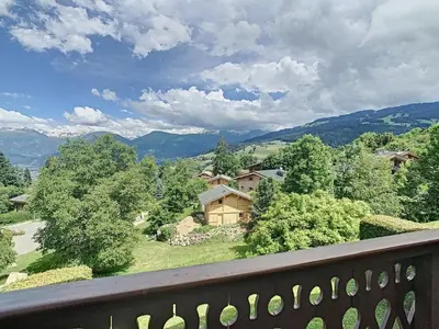 a view from the balcony of a house at 3 pièces standing proche centre - Balcon Expo Est - FR-1-560-5 in Combloux