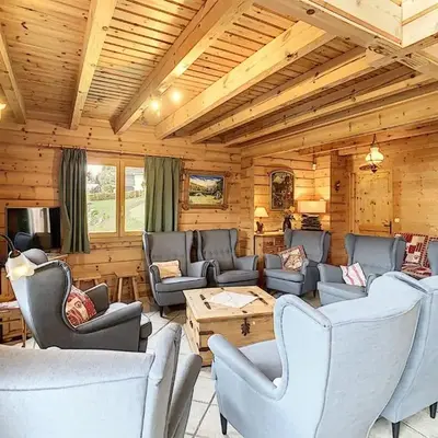 Grand chalet confortable à Demi-Quartier
