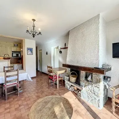 Appartement 3 pièces de charme aux pieds des pistes à Combloux - FR-1-560-28
