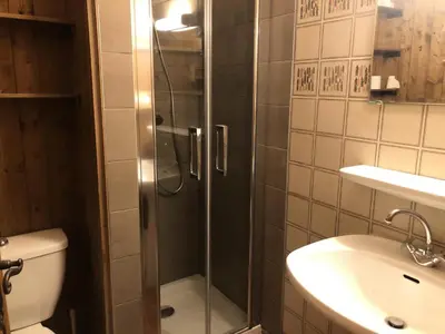 a bathroom with a shower and a toilet and a sink at Résidence La Gelinotte - Gélinotte 6 MAE-5292 in Saint-Gervais-les-Bains
