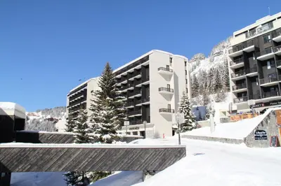 a view of a building in the snow at Résidence Andromede - Studio lumineux avec casier à ski · Proche des pistes · Balcon MAE-7403 in Flaine