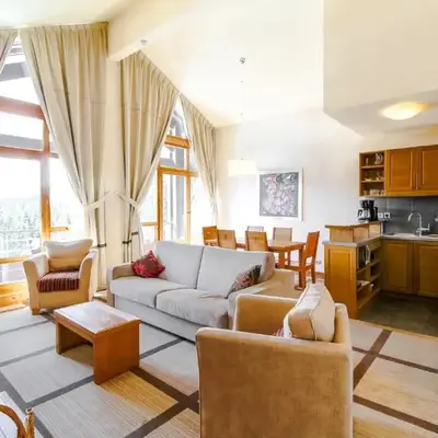 Private penthouse 2-bed Apartment