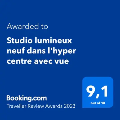 a screenshot of a phone with the text awarded to studio luminous new albums i at Studio lumineux neuf dans l'hyper centre avec vue in Chamonix-Mont-Blanc
