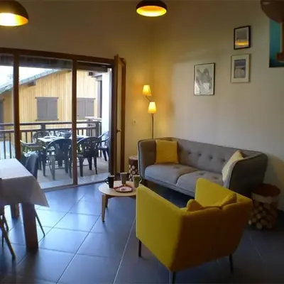 Duplex Moderne au Centre avec Balcon