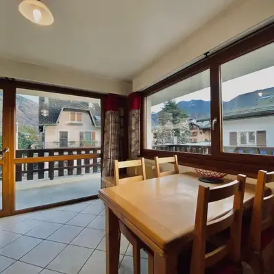 Appartement T2 avec balcon au centre de Samoëns - FR-1-624-44
