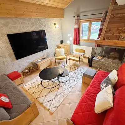 Appartement duplex spacieux avec piscine et WiFi à Samoëns - FR-1-624-9