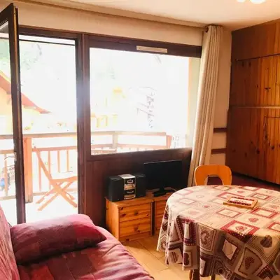 Studio pour 2 près du centre de Samoëns - FR-1-629-77