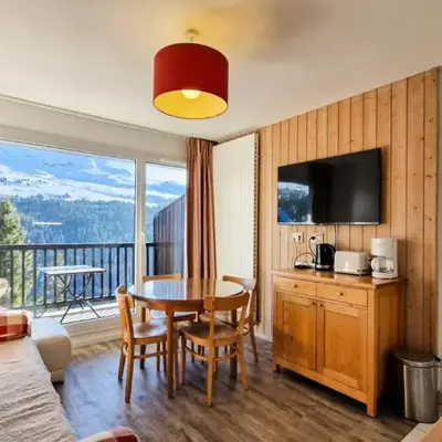 Résidence Les Pleiades - Appartement confortable · Centre station · Balcon · Parking couvert MAE-5454