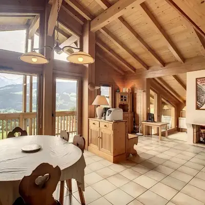 Duplex cosy à deux pas des pistes avec parking à Combloux - FR-1-560-80