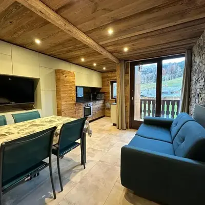 Appartement duplex rénové 6p