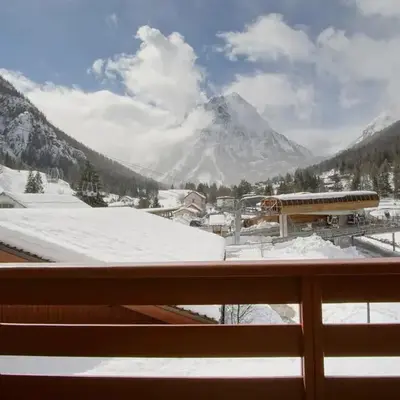 Le REFUGE DES PORTES DU MONT BLANC