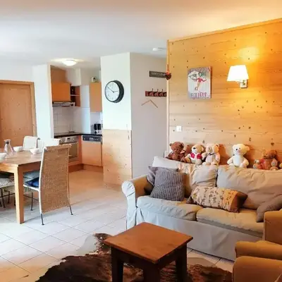 T4 à Morillon 1100 avec Wifi et Animaux acceptés - FR-1-815-79