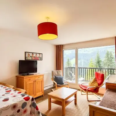 Appartement lumineux 8 pers · Balcon · Parking en option - FR-1-425-131
